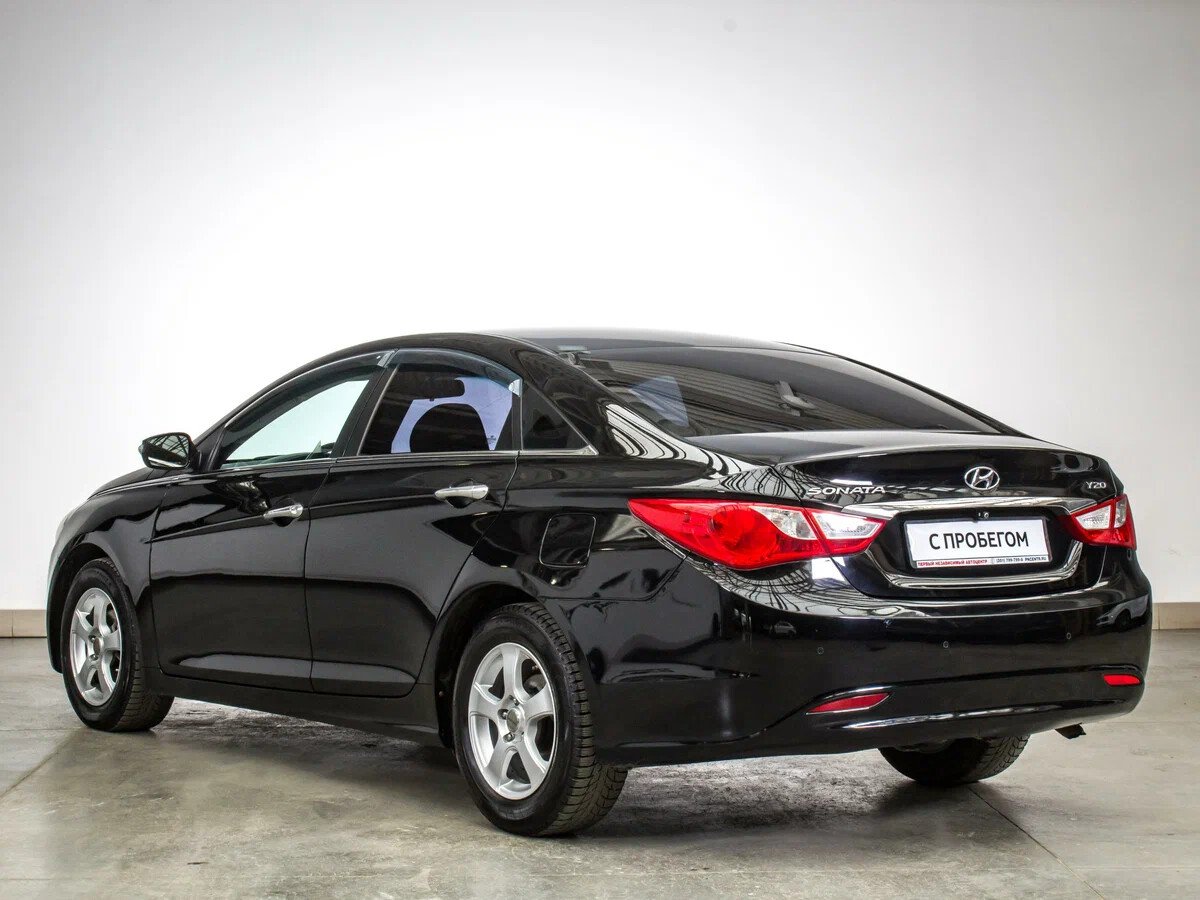 Hyundai Sonata, VI (YF) 2.0 AT (150 л.с.)